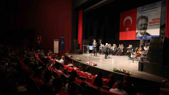 Aydın Büyükşehir Belediyesi, şair Nazım Hikmet'i andı
