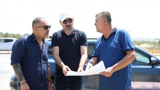 Aydın Büyükşehir Belediyesi Söke'deki yağmur suyu ve kaldırım çalışmaları devam ediyor
