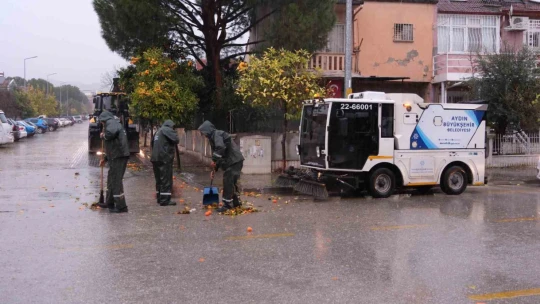 Aydın Büyükşehir Belediyesi ve ASKİ tam kadro sahada