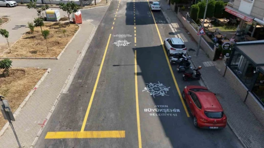 Aydın Büyükşehir Belediyesi yol çalışmalarını sürdürüyor