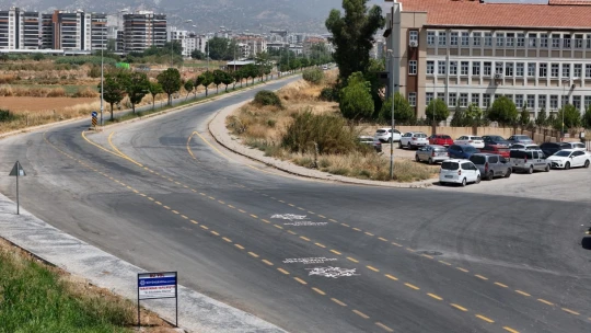 Aydın Büyükşehir Belediyesi Zeybekler Bulvarı'nı yeniledi