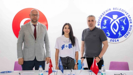 Aydın Büyükşehir Belediyespor, Zararsız'ı kadrosuna kattı