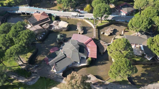 Aydın Büyükşehir'den Sümerpark'ta kapsamlı temizlik ve bakım çalışması