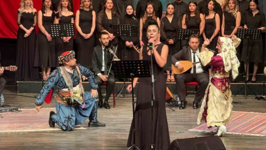 Aydın Büyükşehir'den yıl sonu gösterisi