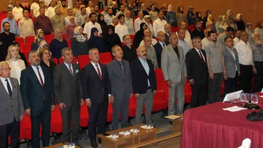 Aydın'da 'Fıtratın Korunması ve Aile' paneli gerçekleştirildi