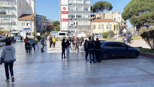 Aydın'da 'yeşil reçete' operasyonunda gözaltına alınan şüpheliler adliyeye sevk edildi