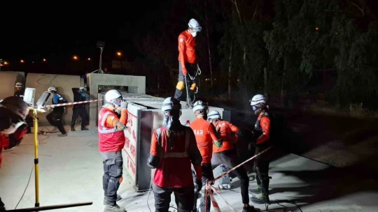 Aydın'da 17 Ağustos depreminin yıl dönümünde geniş kapsamlı tatbikat