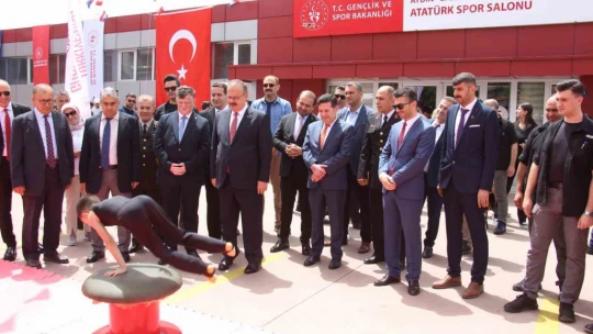 Aydın'da 19 Mayıs törenle kutlandı