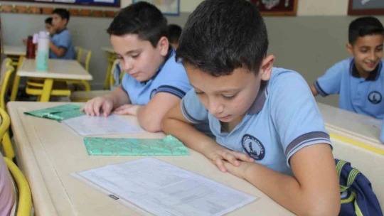 Aydın'da 199 bin 181 öğrenci karne aldı