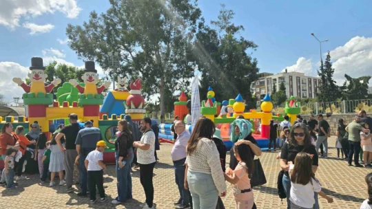 Aydın'da 23 Nisan coşkusu Tekstil Park'ta yaşanıyor
