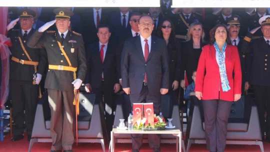Aydın'da 29 Ekim Cumhuriyet Bayramı coşkuyla kutlandı