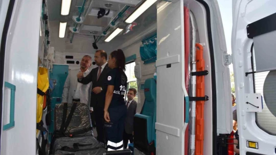 Aydın'da 3 yeni ambulans sağlık filosuna katıldı