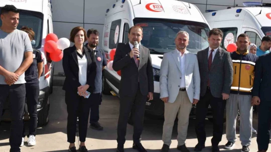 Aydın'da 3 yeni ambulans sağlık filosuna katıldı