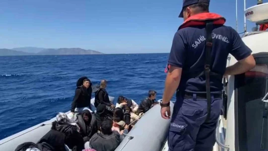 Aydın'da 31 düzensiz göçmen kurtarıldı