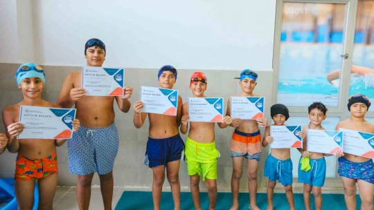 Aydın'da 500 kişi yüzme sertifikasını aldı
