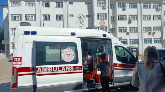 Aydın'da 8 öğrenci yedikleri tavuk-pilavdan zehirlendi