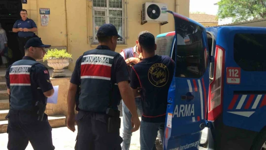 Aydın'da akaryakıt istasyonuna ateş açan şüpheli yakalandı
