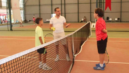 Aydın'da Analig Tenis 2. Etap Müsabakaları tamamlandı