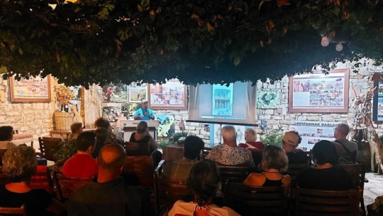 Aydın'da Bafa Gölü'nün 8 bin yıllık hikayesi konuşuldu