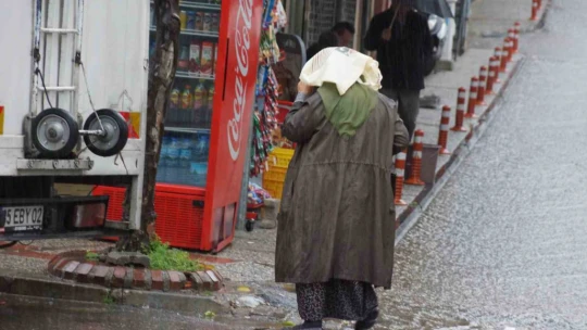 Aydın'da beklenen yağış başladı