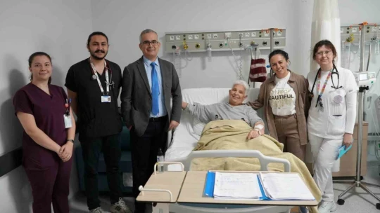 Aydın'da bir hastanın kalbine ulaşan cisim ameliyatsız şekilde çıkarıldı