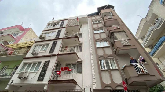 Aydın'da çatı yangını korkuttu