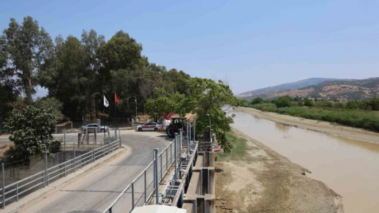 Aydın'da çiftçilerin su eylemi