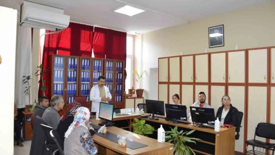 Aydın'da diyabet hastaları bilgileniyor, Diyabet Okulu mezunlarını verdi