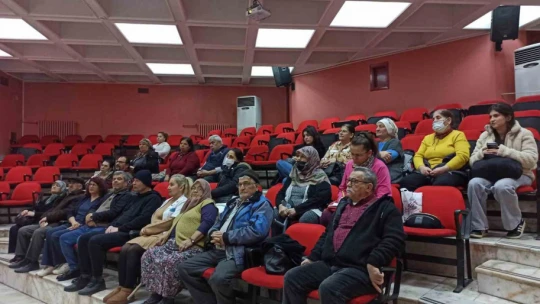 Aydın'da Diyabet Okulu mezunlarını verdi