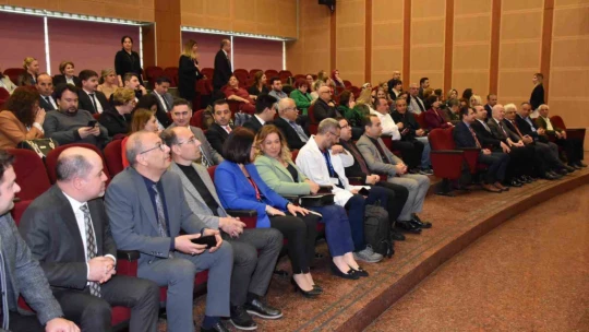 Aydın'da emekli olmuş doktor ve sağlık çalışanları unutulmadı