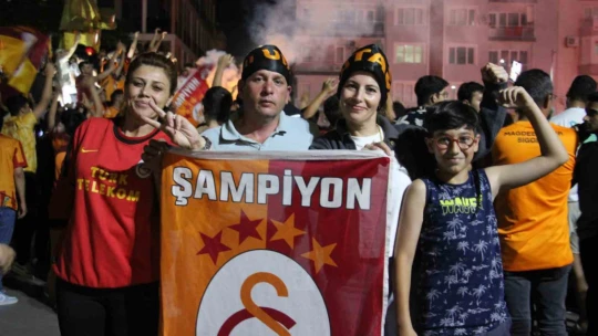 Aydın'da Galatasaraylılar meydana sığmadı
