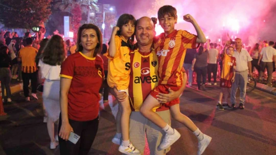 Aydın'da Galatasaraylılar meydana sığmadı