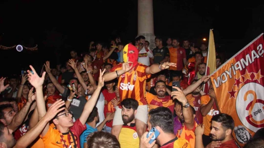 Aydın'da Galatasaraylılar meydana sığmadı