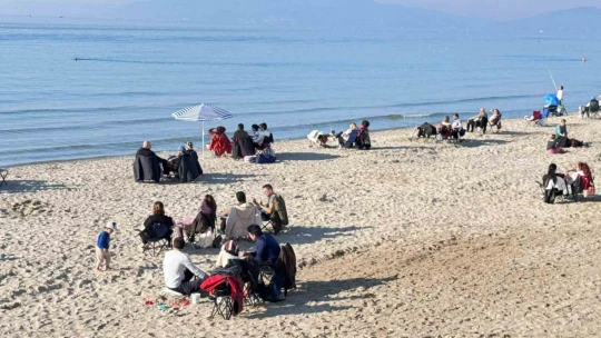 Aydın'da güneşi gören sahillere koştu