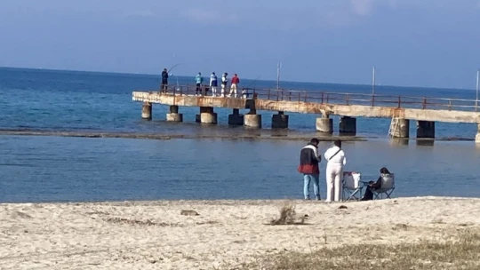 Aydın'da güneşi gören sahillere koştu