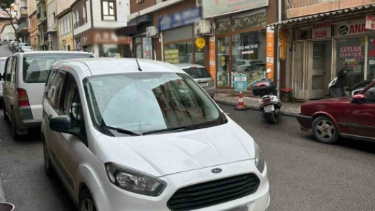 Aydın'da hatalı parklar, trafiği olumsuz etkiliyor