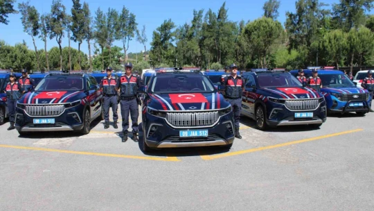 Aydın'da jandarma filosuna 52 yeni araç katıldı