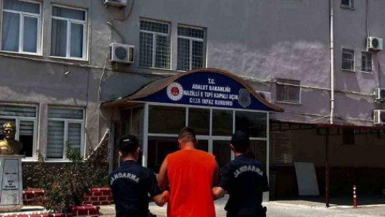 Aydın'da jandarmadan aranan şahıslara darbe: 25 kişi yakalandı