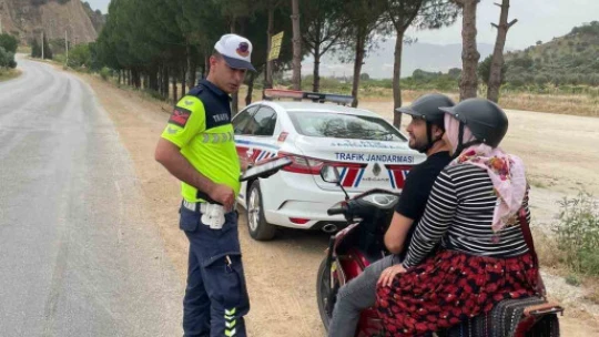 Aydın'da jandarmadan trafik denetimi