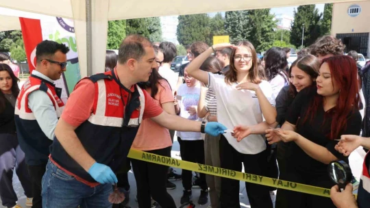 Aydın'da jandarmanın çalışmaları lise öğrencilerine tanıtıldı