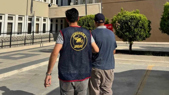 Aydın'da JASAT timleri aranan şahıslara göz açtırmıyor
