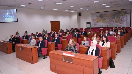 Aydın'da kadına karşı şiddet masaya yatırıldı