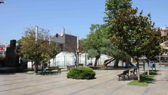 Aydın'da kavurucu sıcaklar bunalttı