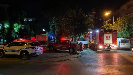 Aydın'da korkutan yangın: Mahsur kalan kadın demir parmaklıkları kesilerek kurtarıldı