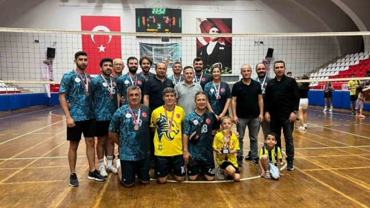 Aydın'da kurumlar yarıştı, çekişmeli turnuva sona erdi