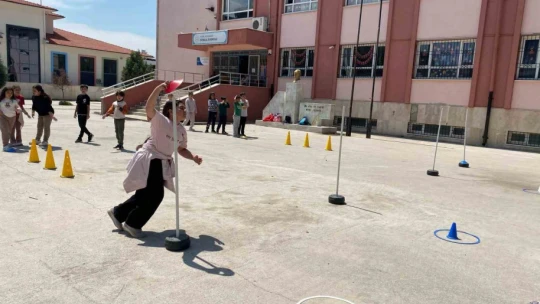 Aydın'da minikler, sporu yaşam tarzına çeviriyor