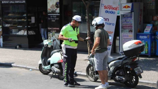 Aydın'da motosiklet sürücüleri denetlendi