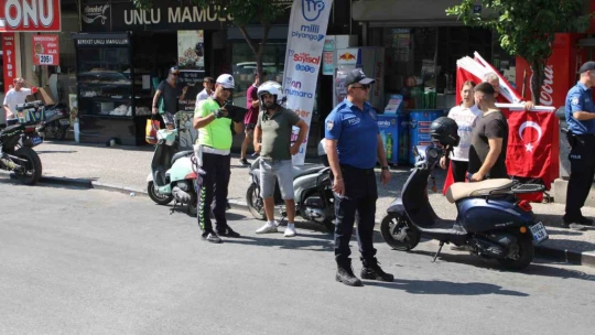 Aydın'da motosiklet sürücüleri denetlendi