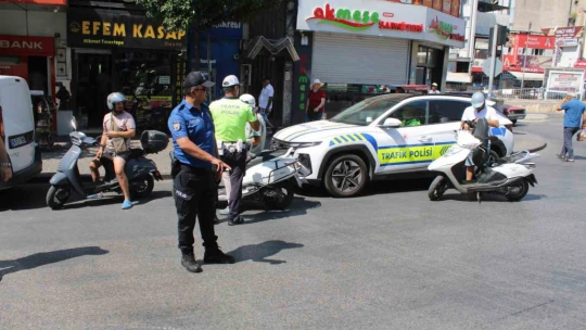Aydın'da motosiklet sürücüleri denetlendi