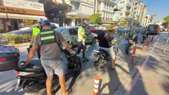 Aydın'da motosiklet sürücüleri denetlendi